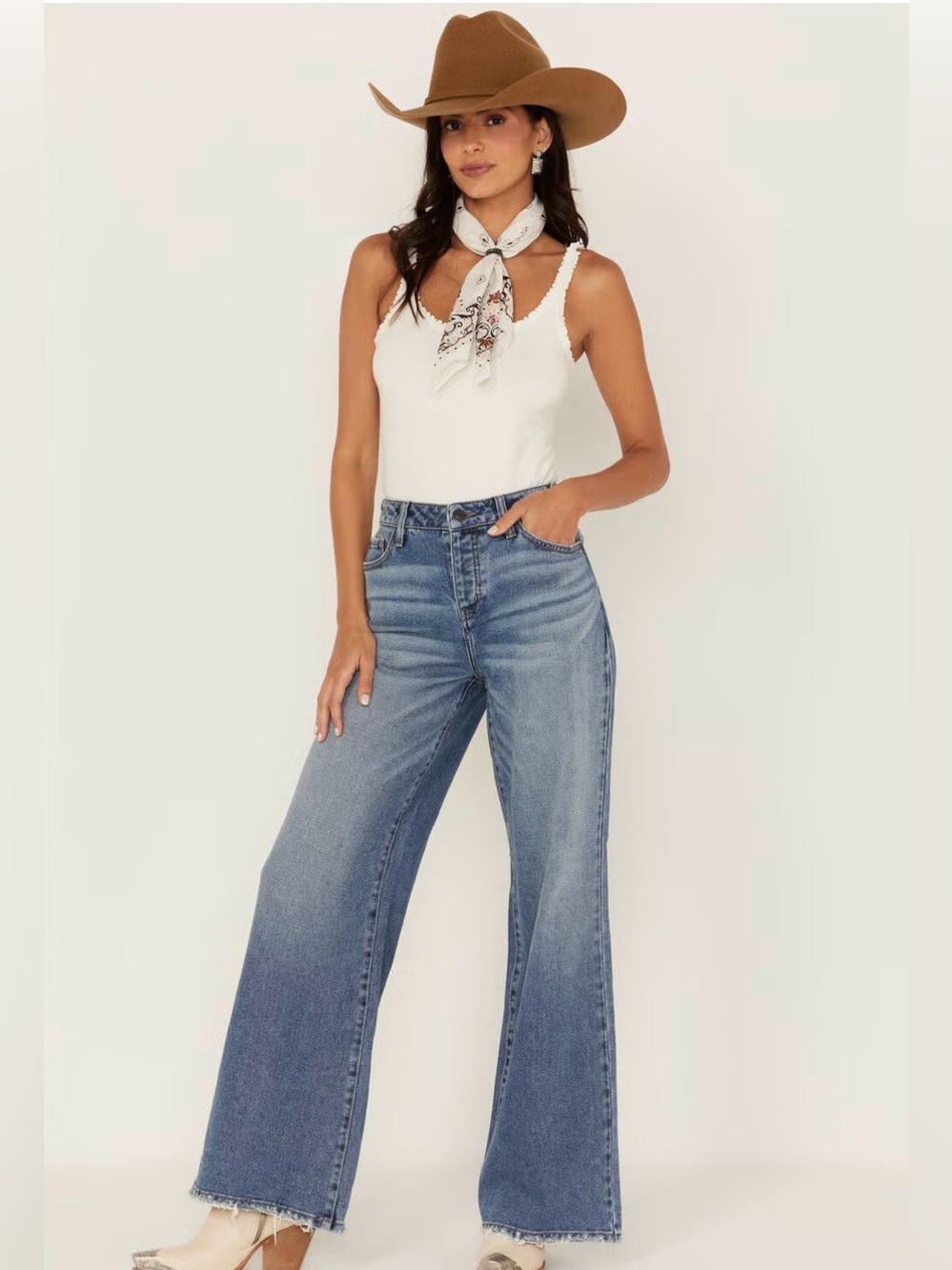 CLEO + WOLF WOMEN'S MEDIUM WASH HIGH RISE LOOSE DISTRESSED JEANS Size 28
